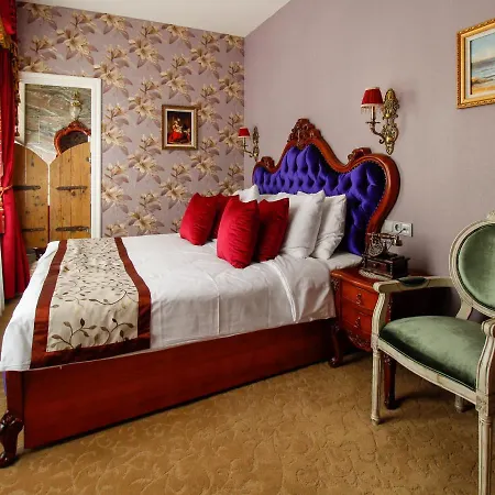 The Stamp Hotel 4*